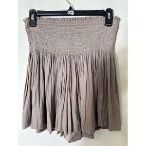 Chic Beige Mini Skirt